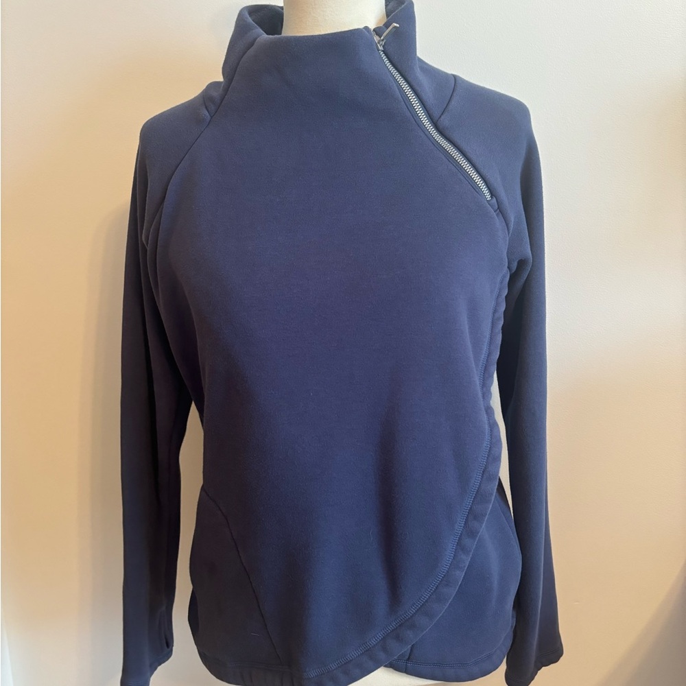 Athleta pullover